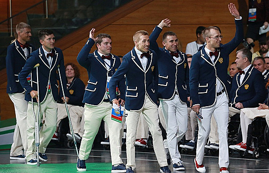 Члены сборной России на церемонии открытия Всероссийских соревнований среди паралимпийцев