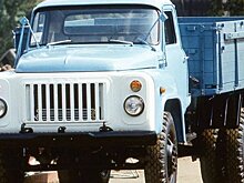 Почему грузовик ГАЗ 53 собирали 32 года?