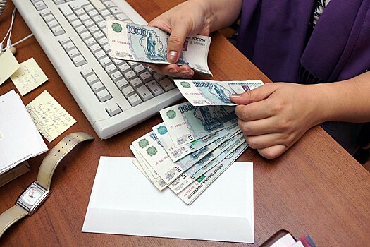 Жители Калининградской области смогут пожаловаться на зарплату «в конверте»