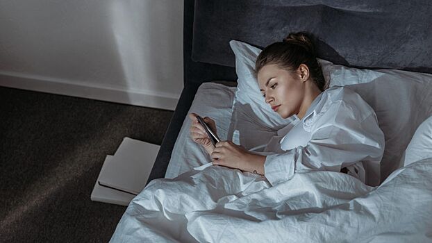 Врач перечислила неочевидные причины частых ночных пробуждений