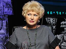Мать Ксении Собчак Людмила Нарусова высказалась об отъезде артистов из России