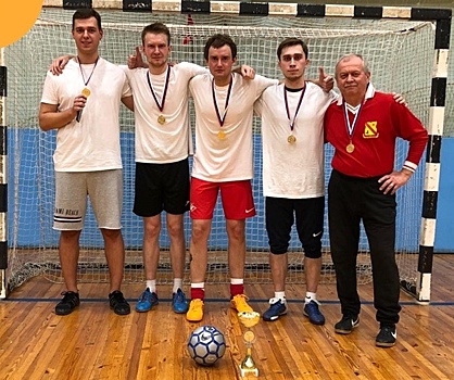 Команда Алтуфьева победила на окружных соревнованиях по мини-футболу