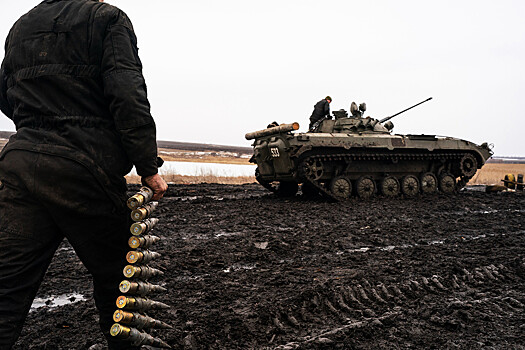 «Приготовления к наступлению в Донбассе идут полным ходом, их не скрыть»