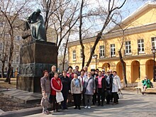 Члены клуба «Московские окрестности» отправились в путешествие по Гоголевскому и Никитскому бульварам
