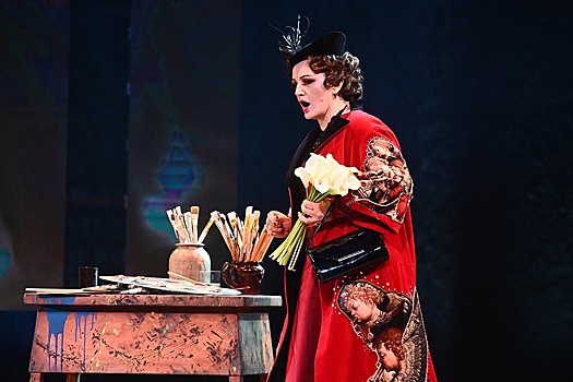 Солистка "Геликон-оперы" Алиса Гицба: Как жить на две семьи, когда обе любимые?