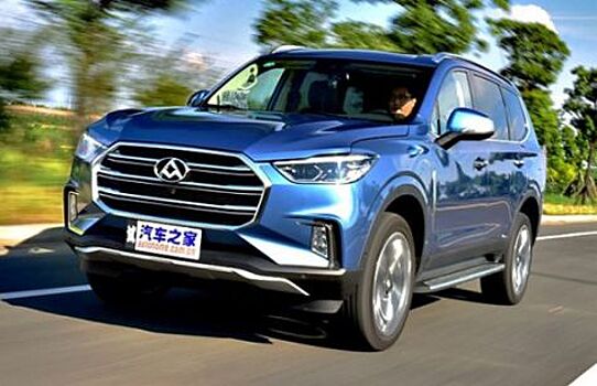 На рынок вышел новый большой внедорожник Maxus D90