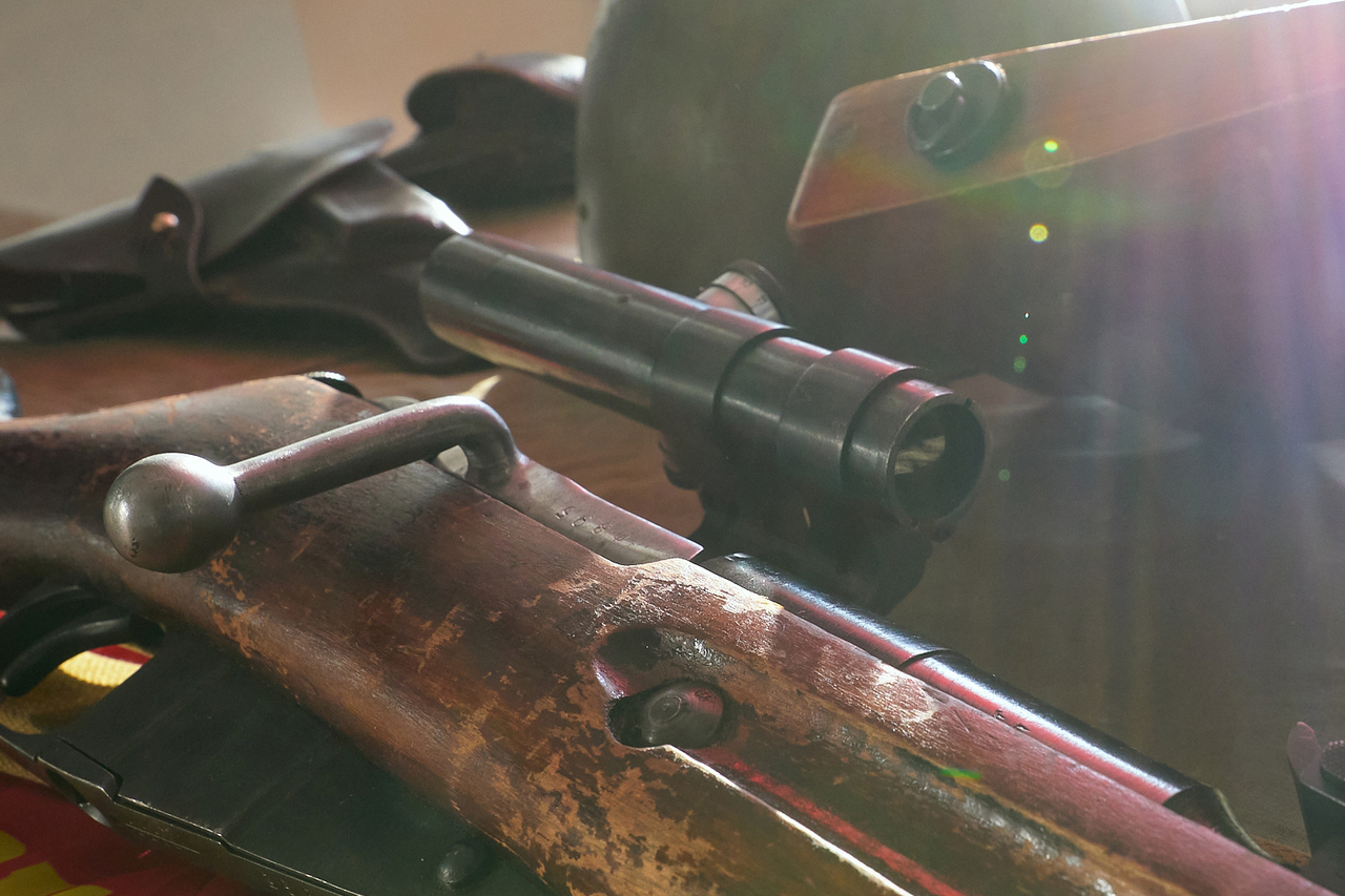 Отец открывшей стрельбу в брянской школе девочки пытался продать ружье