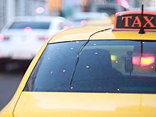 В Шереметьево таксист потребовал с пассажирки семнадцать тысяч за поездку по аэропорту