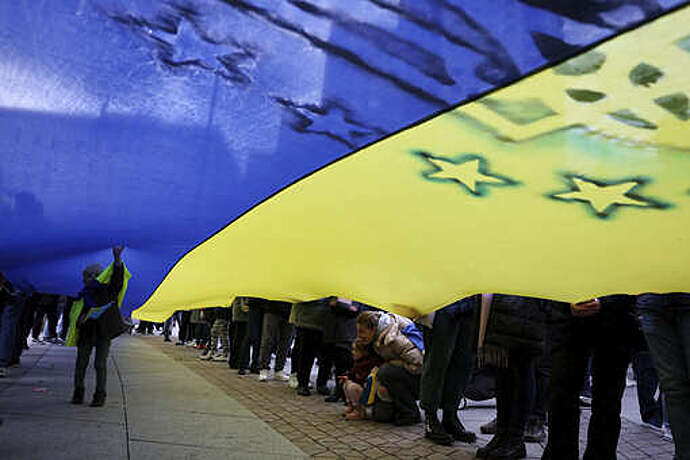 Главы минобороны стран Прибалтики договорились выделять Украине 0,25% ВВП