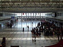 Пассажиры после поломки самолета на 19 часов застряли в Анталье