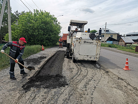 Дорожники начали укладывать свежий асфальт на кемеровском проспекте
