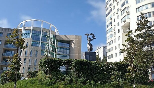 Район Зюзино: метро, уютные пятиэтажки и лес – что еще надо для счастливой жизни в Москве?