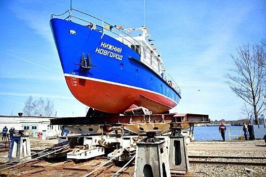 В Ярославле построили водолазное судно для Нижнего Новгорода и назвали его также
