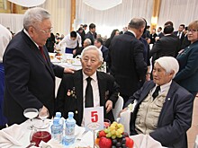 Егор Борисов поблагодарил членов правительства Якутии прошлых лет