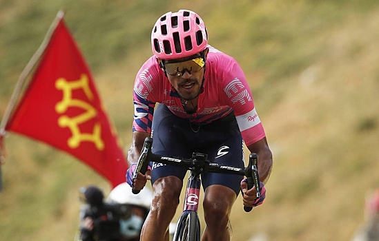 Колумбиец Мартинес выиграл 13-й этап "Тур де Франс"