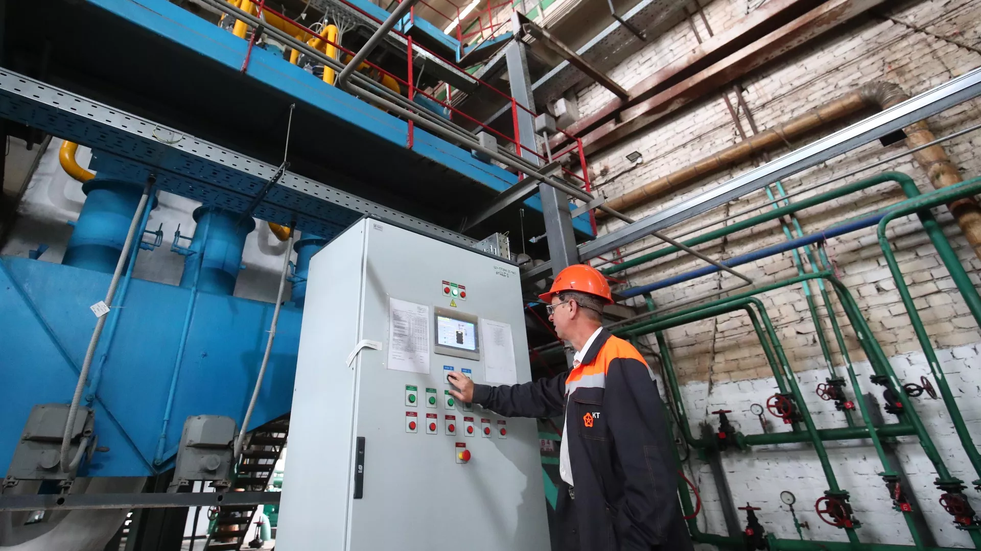 В Ростове-на-Дону из-за аварии более 30 МКД осталось без тепла