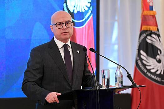 Премьер Сербии решил подать в отставку на фоне протестов