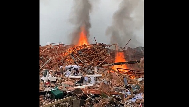 Последствия мощного взрыва газа, разрушившего жилые дома в Новой Зеландии, сняли на видео