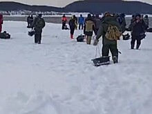 В России могут ввести штрафы для любителей зимней рыбалки