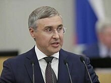 На повышение зарплат преподавателей химии и физики направят почти 5 млрд рублей