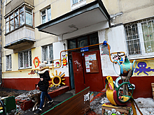 Россиян предупредили о фальшивых объявлениях в подъездах