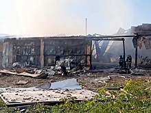 В Кемерове потушили пожар на складе с пиротехникой
