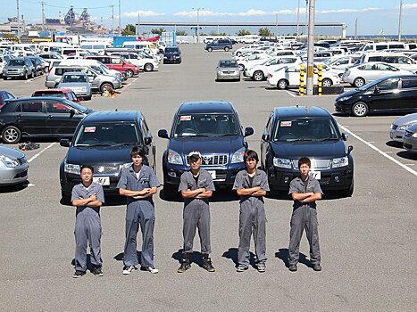 Праворульным машинам без ЭРА-ГЛОНАСС разрешили въезд в Россию