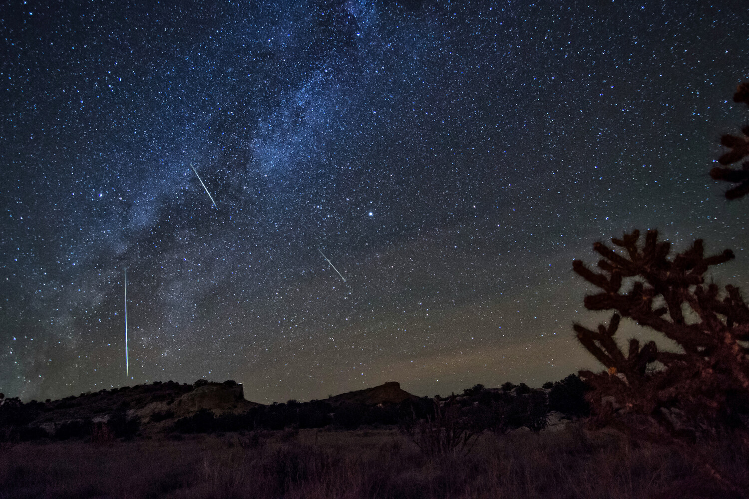Россиянам назвали лучший для наблюдения звездопад в октябре