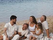 Super выяснил, как живёт семья мужа Риты Дакоты: что о них известно