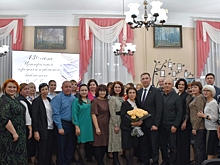 Олег Денисов поздравил коллектив пензенской библиотеки имени В.Г. Белинского со 130-летием учреждения