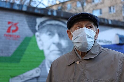 Новое граффити с портретом ветерана появилось на улице Ильинской в Нижнем Новгороде