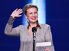 «Россию не отменить!»: Захарова восхитилась «бабочкой» Михалкова