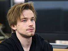 Александр Петров поддержал Меньшикова после обвинений Долина в краже спектакля