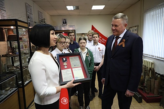 В Вологодской области семье фронтовика вернули утерянную награду спустя 70 лет