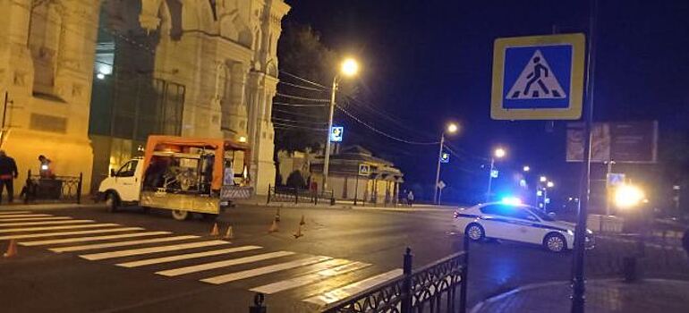 В Астрахани вернули закрашенный у Кремля пешеходный переход