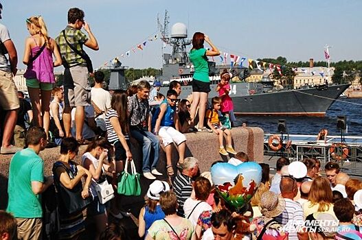 На Неве впервые пройдет главный военно-морской парад