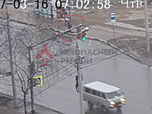 «Страх был панический!» Ярославцу, провалившемуся под асфальт на остановке, дали путёвку в санаторий