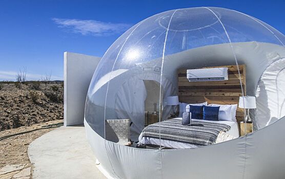 Хотите пожить под водой, в стеклянном кубе или доме-пузыре? 10 впечатляющих домов-отелей
