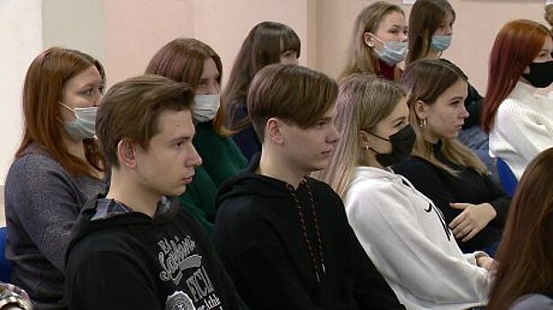 Пензенским студентам рассказали о правах потребителей