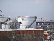 В Красноселькупе снова ищут подрядчика для строительства топливного парка аэропорта