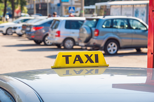 Совфед предложил локализировать детали для машин такси в РФ