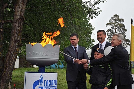 Глава региона Дмитрий Миронов принял участие в церемонии пуска газа в селе Покров
