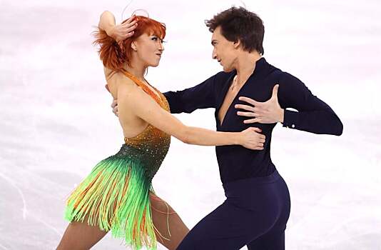 Загорски и Гурейро посетили шоу Навки, Радионова гуляет по Праге. Главное из соцсетей фигуристов