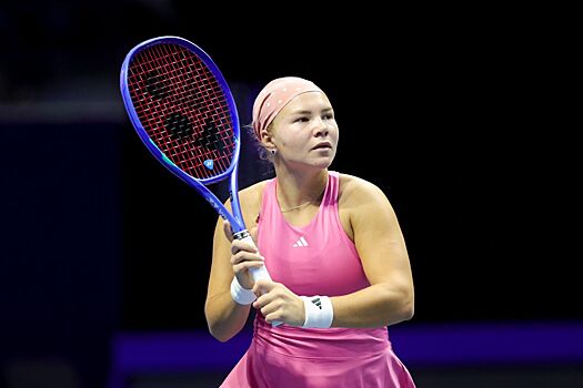Шнайдер проиграла в матче второго круга турнира в Дубае