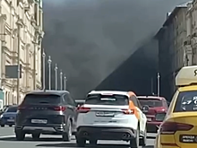 В Москве на Тверской произошел пожар рядом с гостиницей "Интерконтиненталь"