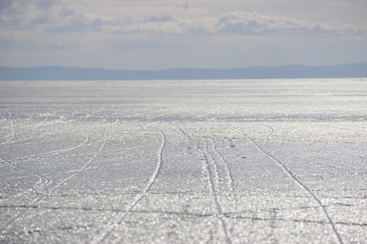 В Карелии три человека пострадали из-за опрокидывания судна на Онежском озере