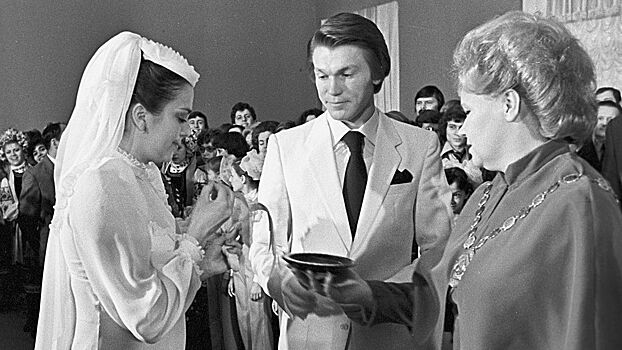 Какой была свадьба звезд советского спорта Блохина и Дерюгиной