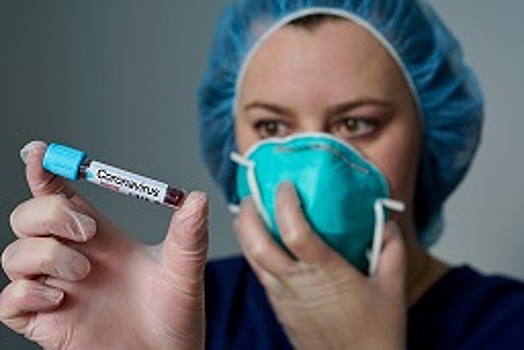 Вакцинолог Тимаков рассказал, может ли прививка от гриппа усилить защиту от COVID-19