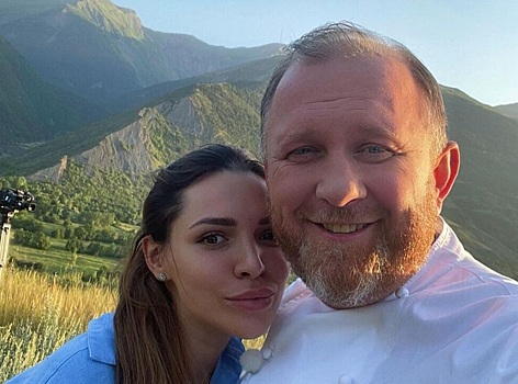 Как жены звезд узнали об измене