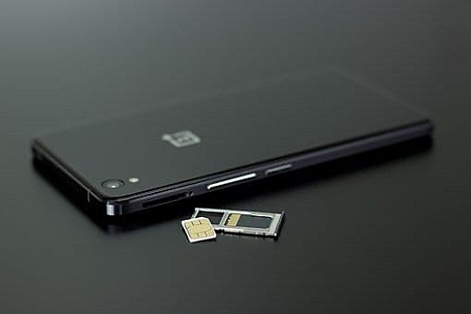 Tele2 первой связала eSIM с Единой биометрической системой